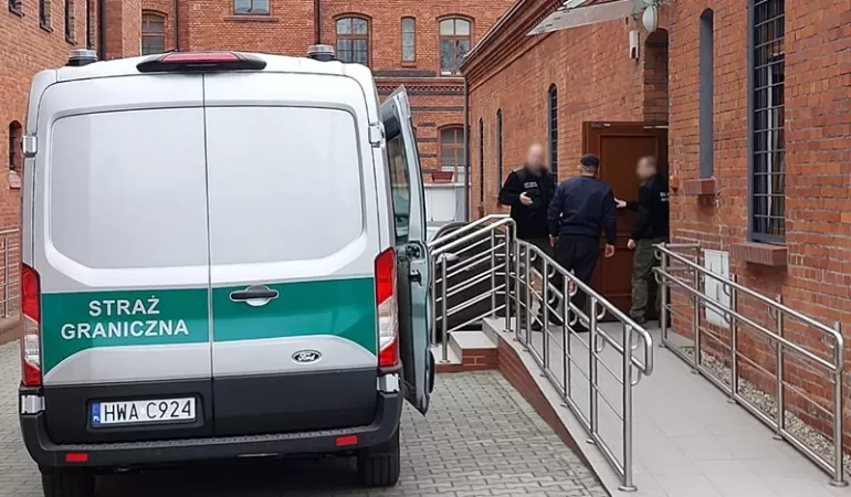 Przemytnik ludzi po wyjściu z więzienia zatrzymany przez Straż Graniczną i przekazany Niemcom