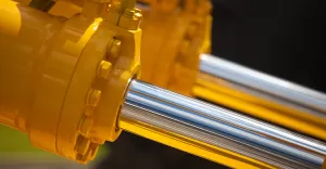 Jak dobrać olej hydrauliczny do koparki?