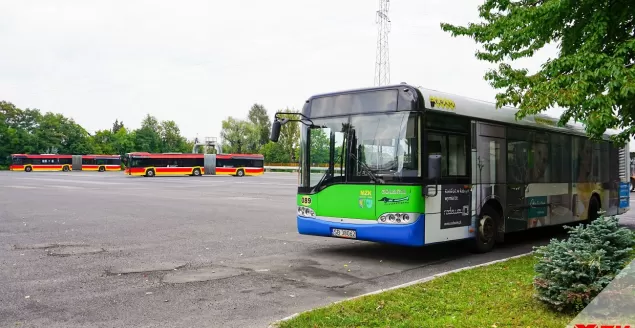 Zielono-niebieskie "jamniki" wycofane z eksploatacji w MZK