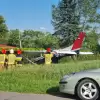 [FOTO] Wypadek lotniczy w rejonie lotniska. Awionetka spadła po starcie
