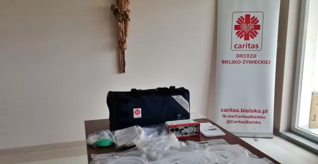 Diecezjalna Caritas przekazała respirator Szpitalowi Pediatrycznemu