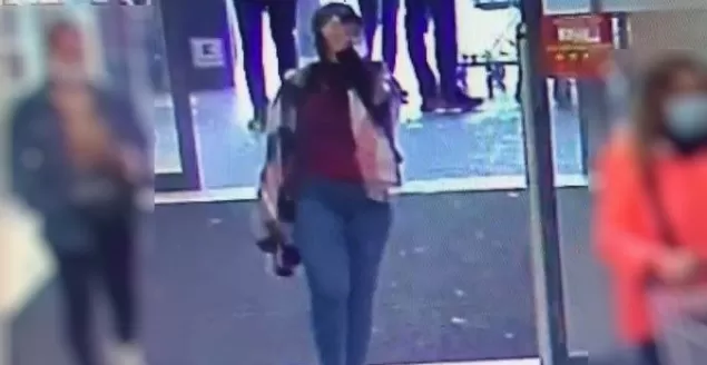 Wizerunek kobiety poszukiwanej przez policję