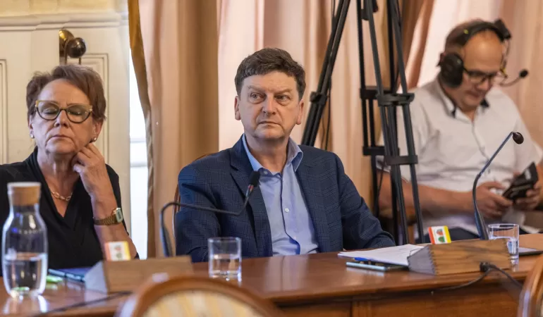 Radny Paweł Pajor zastąpi Rafała Ryplewicza