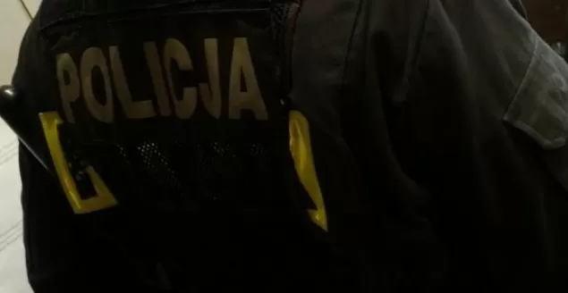 policja, napad, kamizelka kuloodporna
