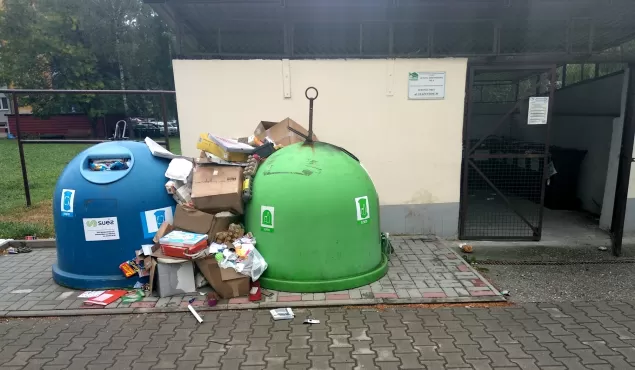 Śmieciowa rewolucja w Komorowicach Krakowskich
