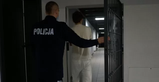 Poszukiwany przez 10 sądów i jednostek policji wpadł po kradzieży telefonu - 16.12.2020