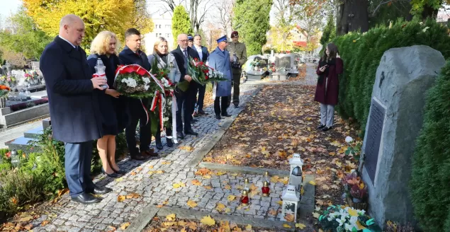 Uczcili pamięć żołnierzy poległych podczas I oraz II wojny światowej