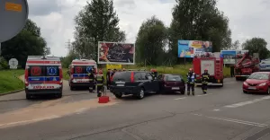 Kraksa przy wyjeździe z parkingu - 7.07.2018