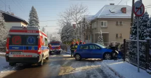 Kolizja na skrzyżowaniu Sokolej z Jastrzębią - 5.0