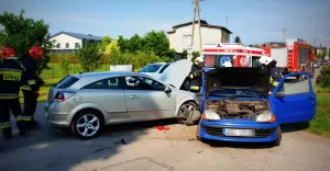 Zderzenie dwóch osobówek w Mazańcowicach