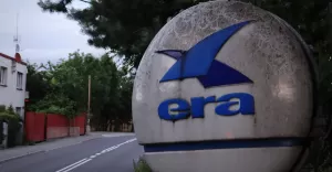 Baner reklamowy na rogu Karpackiej z Kolistą - 30
