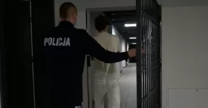 Poszukiwany przez 10 sądów i jednostek policji wpadł po kradzieży telefonu - 16.12.2020