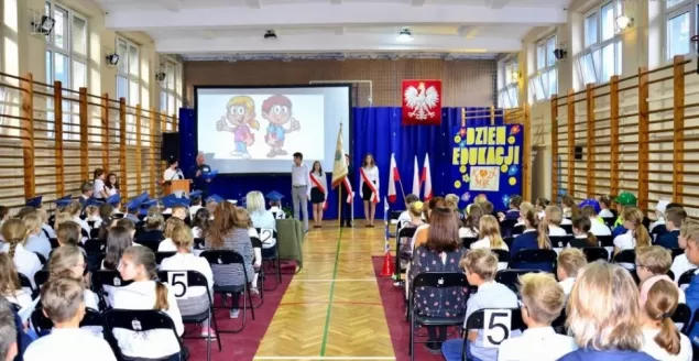 Policja wyróżniła uczniów, którzy pomogli uratować
