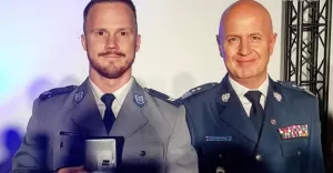 policjanci