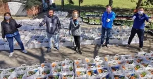 Śniadanie wielkanocne dla samotnych