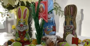 Wielkanoc, baranek, pisanki, Jezus