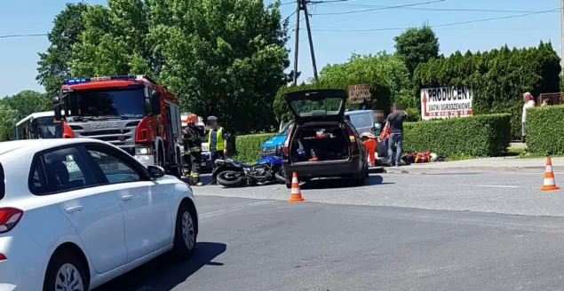 Wypadek na skrzyżowaniu Wyzwolenia z Krzemionki -