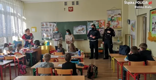 Uczyli dzieci o odpowiedzialnym wypoczynku zimowym