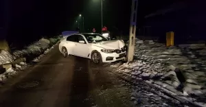 BMW uderzyło w słup - 21.02.2018