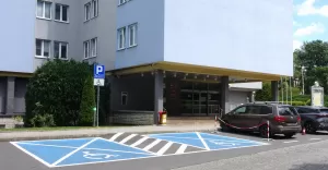Nowe udogodnienia dla osób z niepełnosprawnościami i seniorów w Starostwie Powiatowym