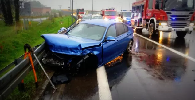 Wypadek BMW na S-52 w Bielsku-Białej