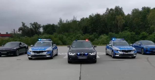 Policja, speed, radiowóz
