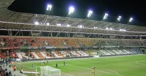 Widok na trybunę wschodnią Stadionu Miejskiego w Bielsku-Białej