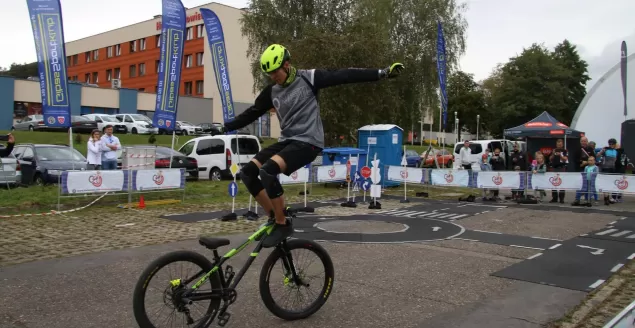 Bike Beskidy: Pokaz, szkolenia GOPR oraz prezent dla ratowników