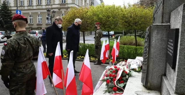 Władze Bielska-Białej uczciły Święto Konstytucji 3 Maja - 03.05.2021