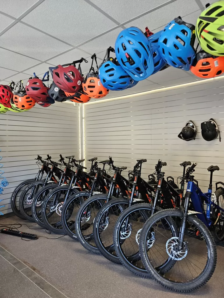 Darmowe testy e-rowerów KTM z silnikami Bosch z Pamirbike w Szczyrku