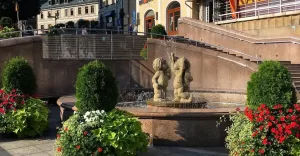 bielskobiała,bielsko,placchrobrego,fontanna,kwiaty,wrzesień,ilovebb,fotodnia,instagram
