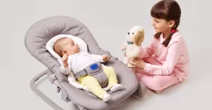 Czy bujak dla niemowlaka może pomóc na kolki?