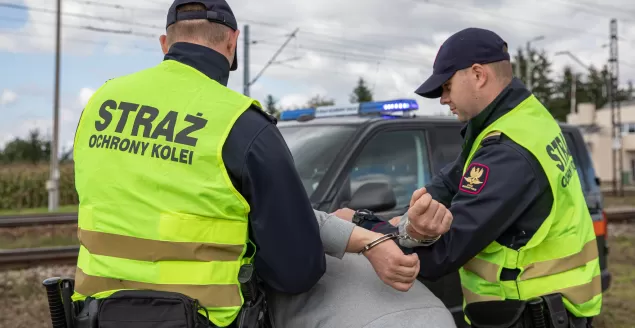 Funkcjonariusze SOK ujęli złodziei infrastruktury kolejowej
