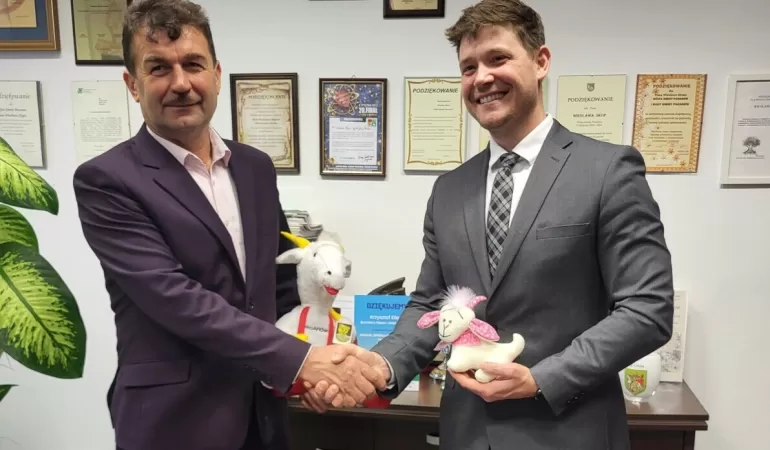 Bajkowa współpraca? Kozy w Pacanowie - partnerstwo gmin