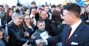 Spotkanie Sławomira Mentzena z mieszkańcami Dąbrowy Tarnowskiej - 12.04.2025