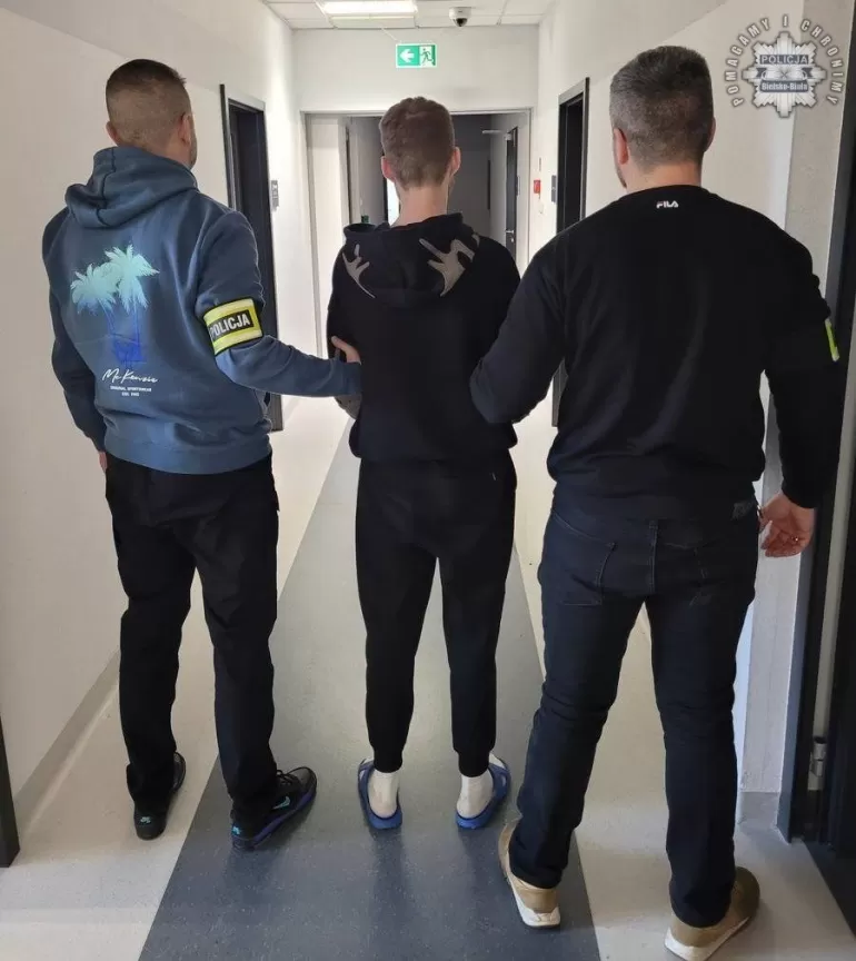 Nakradł w sklepie za 280 zł. 20-latek zatrzymany przez bielskich policjantów