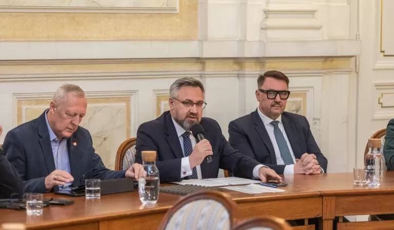 Przyszłość działań przeciwpowodziowych: posiedzenie komisji w Bielsku-Białej