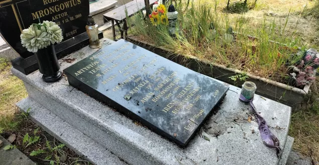 Grób Roberta Mrongowiusa