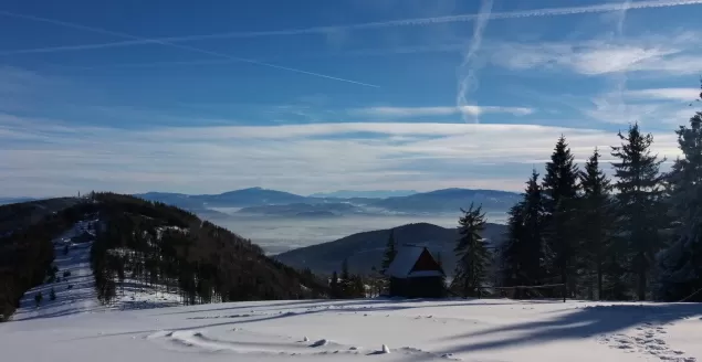 Widok z Klimczoka na Tatry.