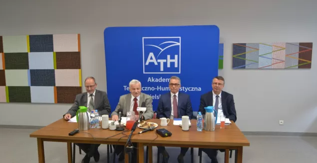 ath, konferencja prasowa