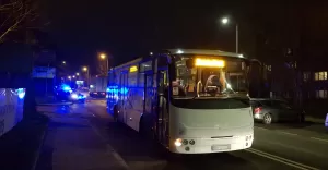 Potrącenie przez autobus na Piastowskiej