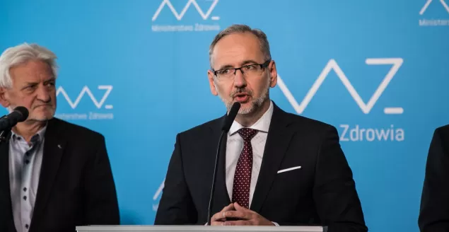 Minister zdrowia dr Adam Niedzielski przedstawił plan walki z epidemią koronawirusa na jesień