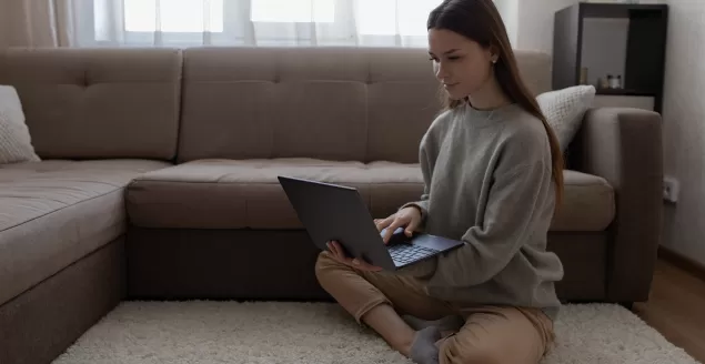ZUS udostępnił funkcję e-wizyty w języku ukraińskim