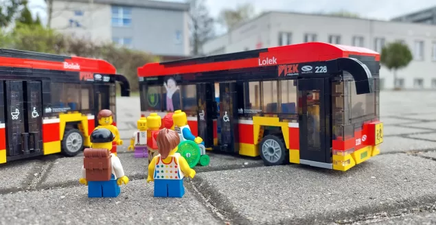 Bajkowy projekt motorniczego z Poznania. Bolek i Lolek z Lego!