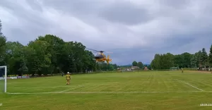 Interwencja śmigłowca LPR na boisku sportowym w Hecznarowicach - 29.05.2022