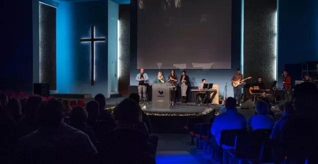 Przed kościołem postawią... telebim. Niecodzienna akcja KZ "Filadelfia"