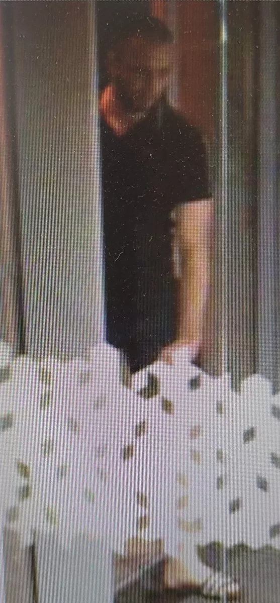 37 845238