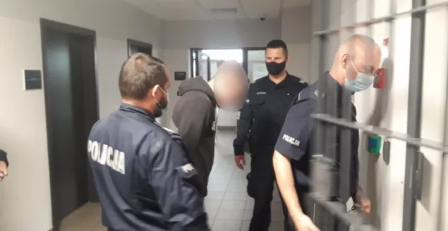 Włamywacze - recydywiści zatrzymani dzięki reakcji świadka
