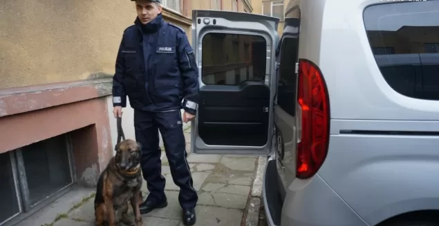 Nowe radiowozy do przewozu psów