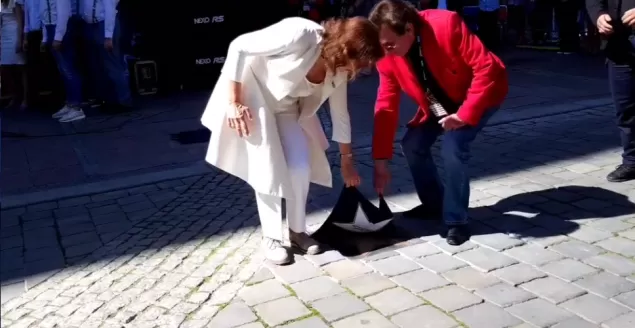 Odsłonięcie gwiazdy Jacka Lecha na Alei Gwiazd w Opolu
